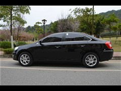 2012款 2.0L 自动豪华型DVVT