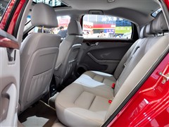 2011款 2.0T 自动旗舰型