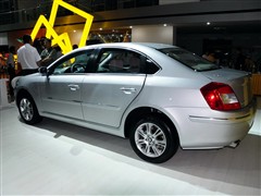 2011款 2.0T 自动旗舰型