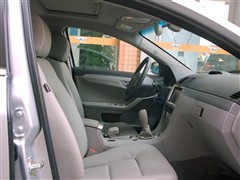 2010款 2.0T 手动尊贵型