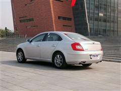 2010款 2.0T 手动尊贵型