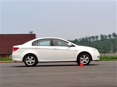 2010款 350D 1.5L 自动迅豪版