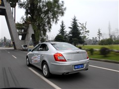 2010款 2.0T 手动豪华型(196马力)