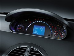 2010款 1.3L 自动豪华型