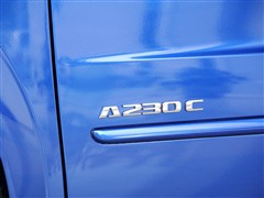 2011款 2.3L 两驱舒适汽油版