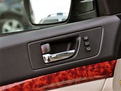 2010款 2.5i豪华版