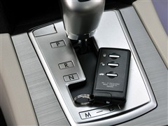 2010款 2.5i豪华版