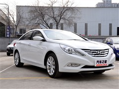 2011款 2.0L 自动至尊版