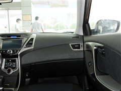 2012款 1.6L 手动领先型