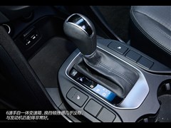 2013款 3.0L 四驱舒适导航版 7座 欧V