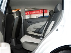 2013款 两厢 1.2L EMT理想版