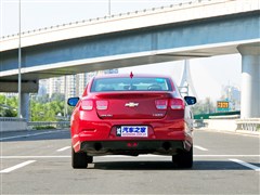 2012款 2.0L 自动豪华版