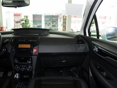 2013款 两厢 1.6L 手动乐尚型