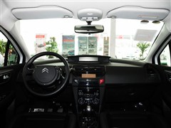 2013款 两厢 1.6L 手动乐尚型