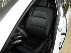 2013款 两厢 1.6L 手动乐尚型