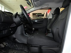 2013款 两厢 1.6L 手动乐尚型