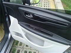 2013款 两厢 1.6L 手动乐尚型