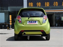 2011款 1.0 SE MT