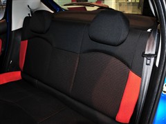 2012款 1.4L 手动运动型