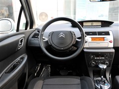 2011款 三厢 2.0L 自动贺岁版