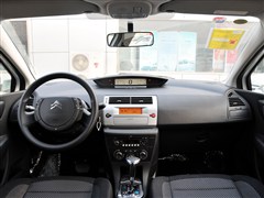 2011款 三厢 2.0L 自动贺岁版