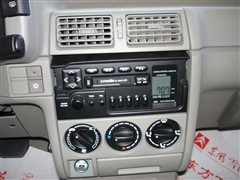 2005款 1.6L 自动8V