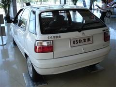 2005款 1.6L 自动8V