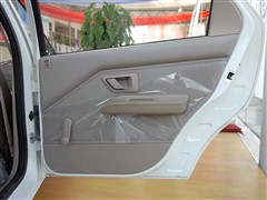 2005款 1.4L 手动典约版