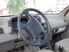 2005款 1.4L 手动典约版