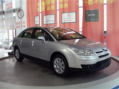 2006款 2.0L 手动精英型