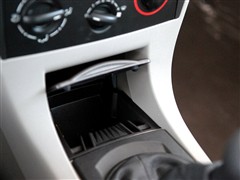 2006款 2.0L 手动精英型