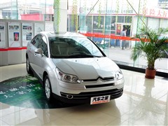 2010款 2.0L 自动科技版