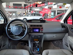 2010款 2.0L 自动科技版