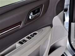 2010款 2.0L 自动科技版