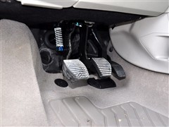 2010款 2.0L 手动科技版