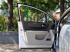 2010款 2.0L 手动经典版