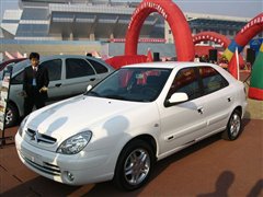 2004款 2.0L 手动标准型