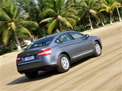 2010款 2.3L 自动尊贵型