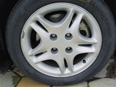 2004款 2.0L 自动豪华型