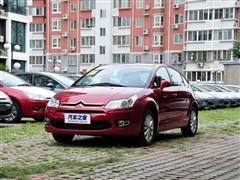 2011款 两厢 2.0L 手动博雅型