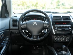 2012款 2.0L 四驱豪华版