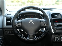 2012款 2.0L 四驱豪华版