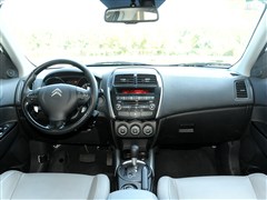 2012款 2.0L 四驱豪华版