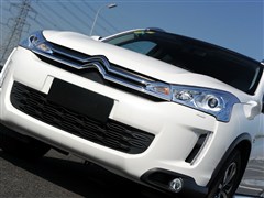 2012款 2.0L 四驱豪华版