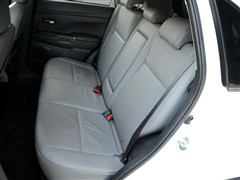 2012款 2.0L 四驱豪华版