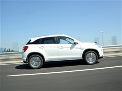 2012款 2.0L 四驱豪华版