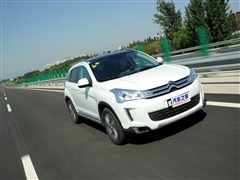 2012款 2.0L 四驱豪华版