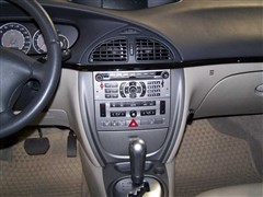 2005款 2.0 标配型