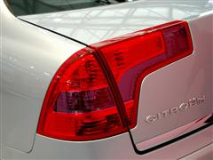 2005款 2.0 选配型