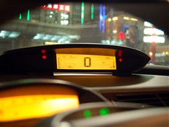 2006款 2.0L 自动旗舰型